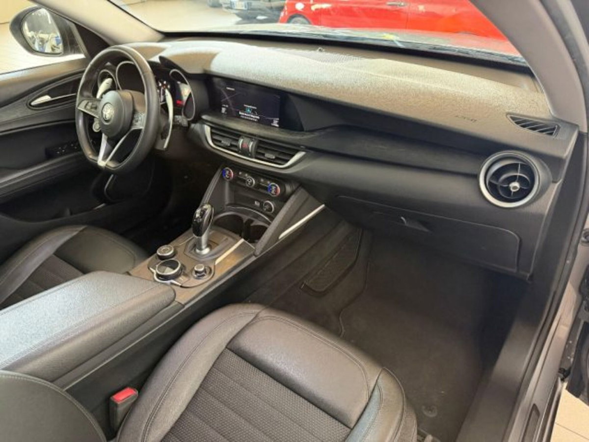 Alfa Romeo Stelvio Stelvio 2.2 Turbodiesel 210 CV AT8 Q4 6C Villa D'este (8)
